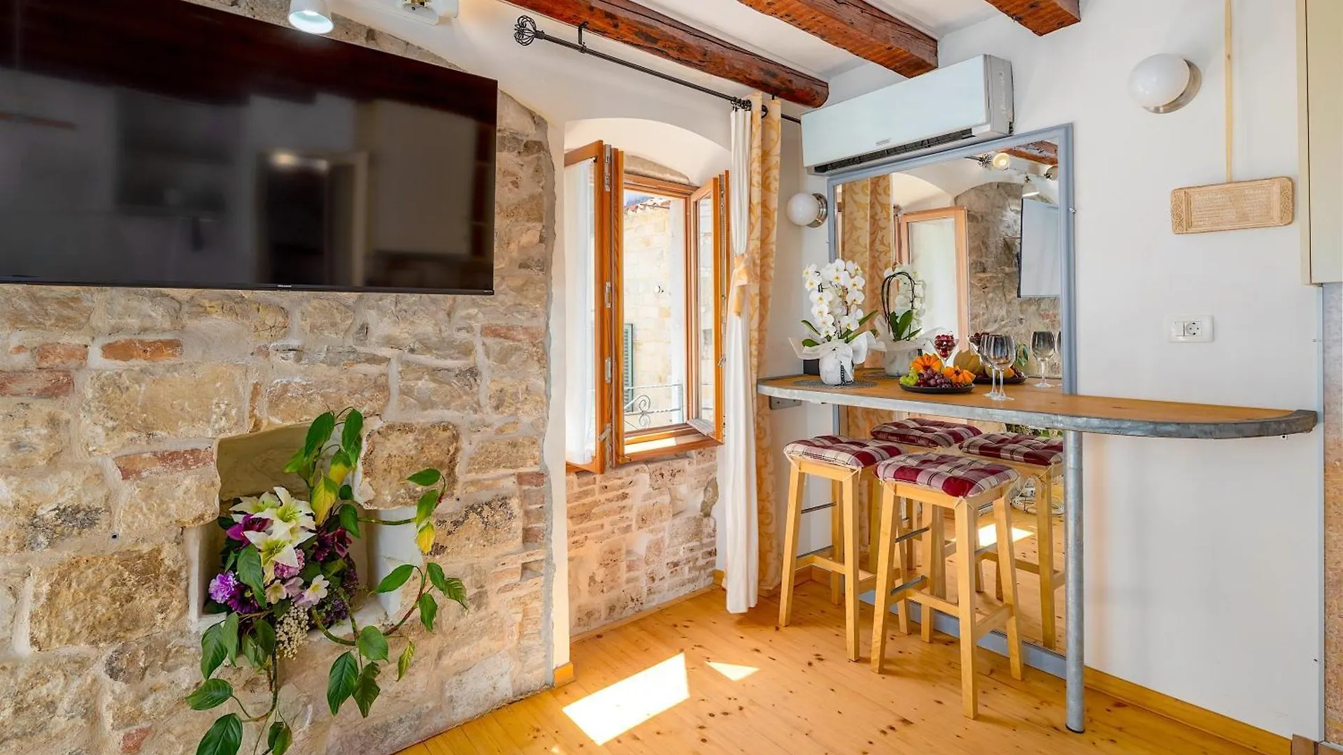 Luxe Split Centre Secret Gem Apartamento